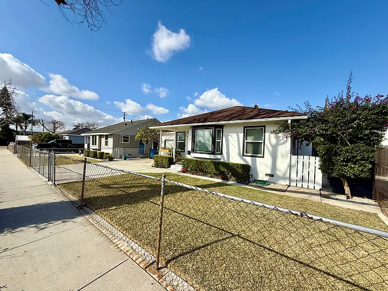 8641 Milton Ave — Photo 3