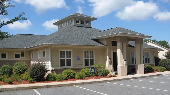 Peachstone Independent Senior Living Apartment