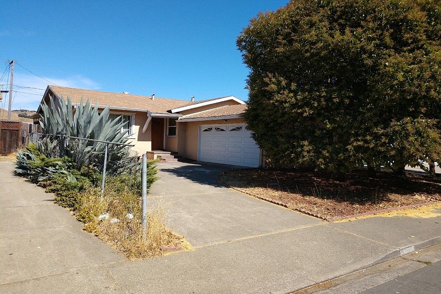1st image of 2130 Griffin Dr