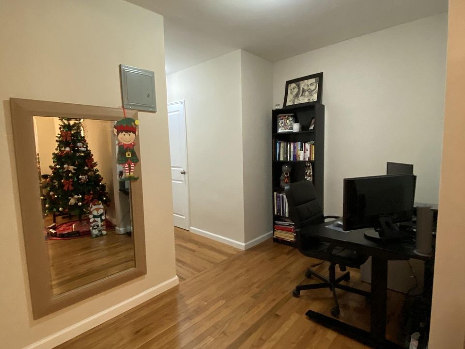 1st image of 21109 42nd Ave APT 1E