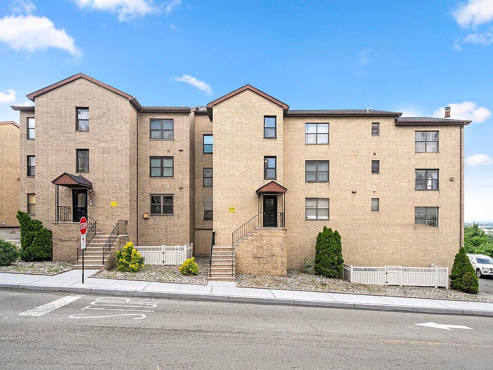 1st image of 6605 Granton Ave #3A