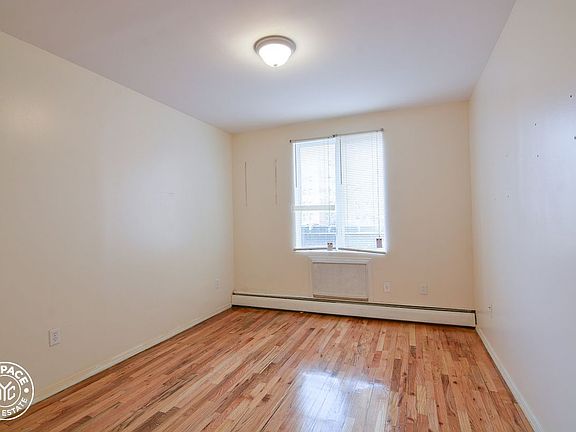 4th image of 1129 43rd St APT A5