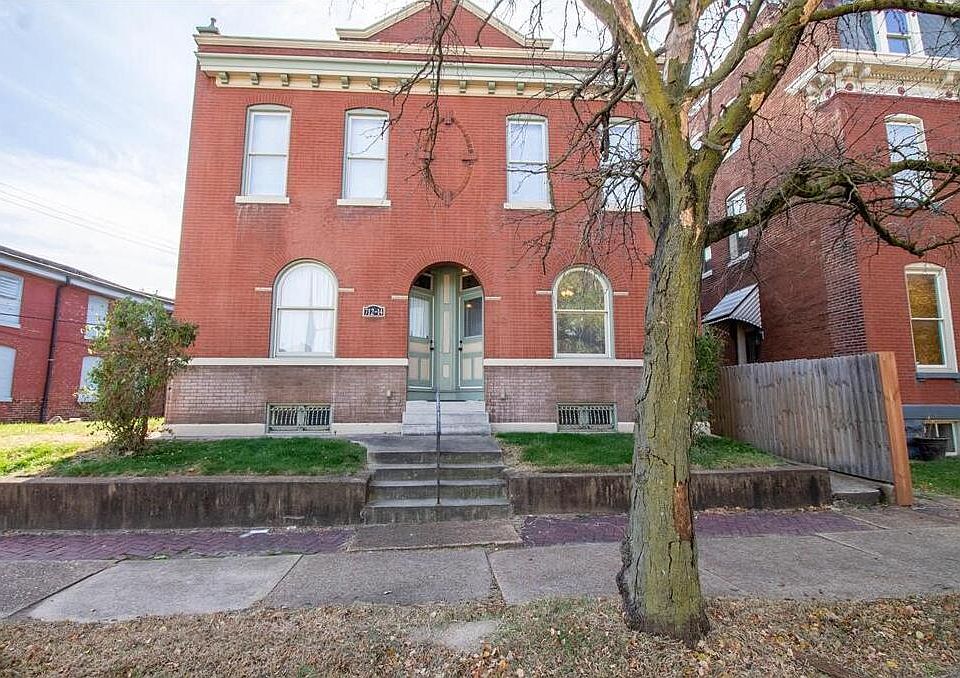 1st image of 714 Shenandoah Ave #2W