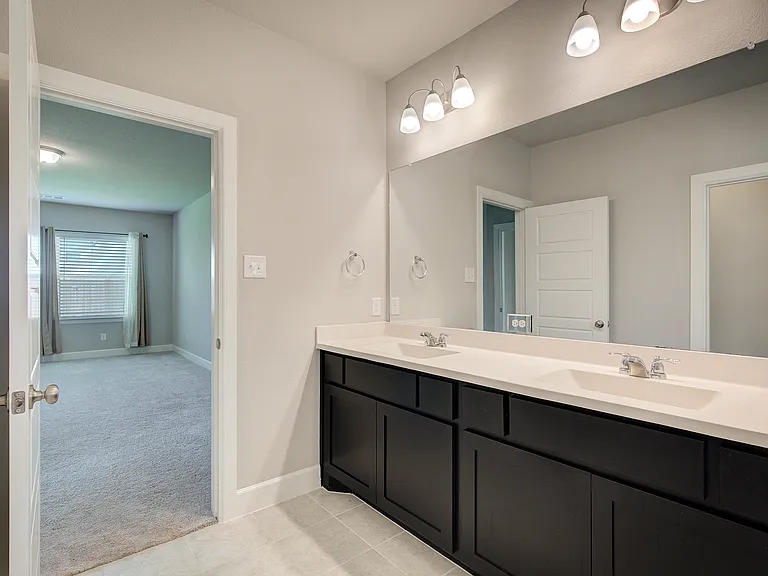 1817 Arbor Dr — Photo 7