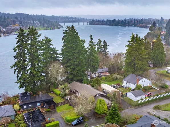 2608 Stevens Drive, Bremerton, WA 98312