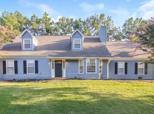 8281 Walnut Grove Rd, Cordova, TN 38018