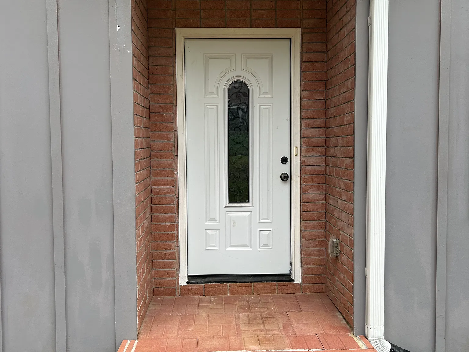 4 bed, 3012 sqft, $2,800 — Photo 2