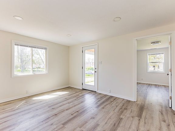 2nd image of 2104 N Hollywood Ave