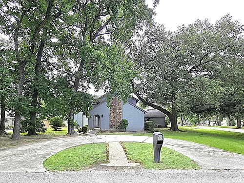 560 Brandon Rd Photo 1