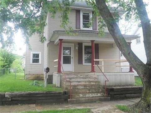1st image of 176 S Oak St