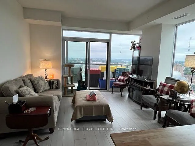 3 bed, $2,700 — Photo 4