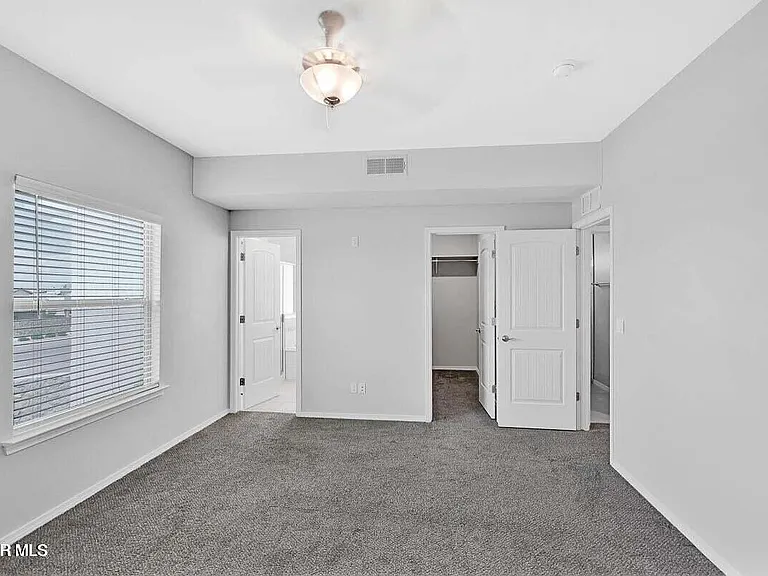 12661 Kingsbury Ave — Photo 9