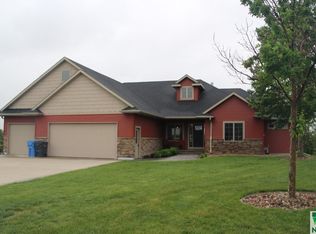 2491 5th Ave SE, Le Mars, IA 51031