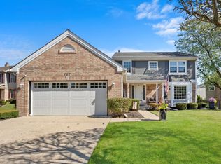 307 Ridgewood Dr, Bloomingdale, IL 60108