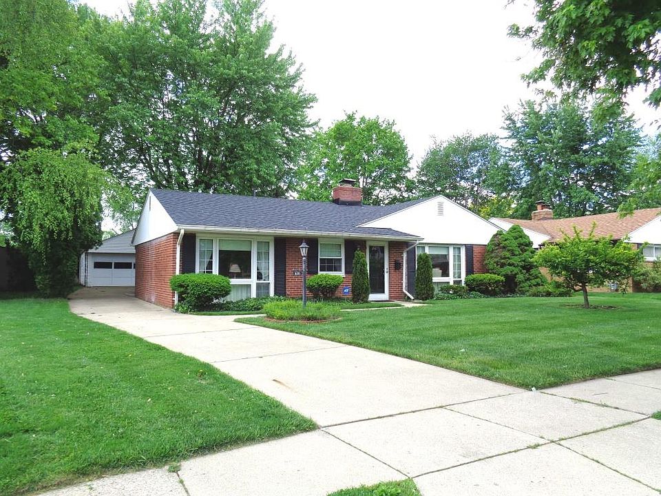 1st image of 676 Wiltshire Blvd