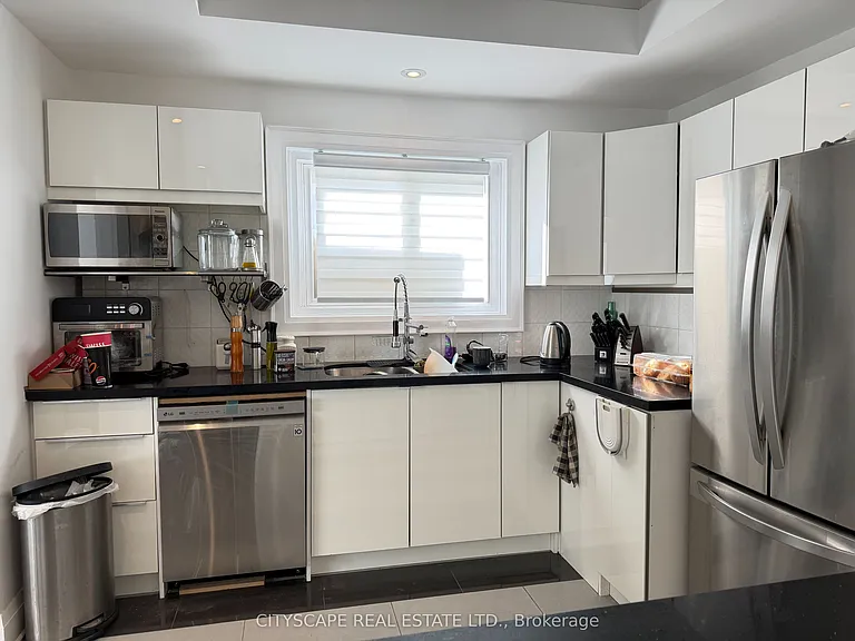 135 Bonham Blvd #UPPER — Photo 13