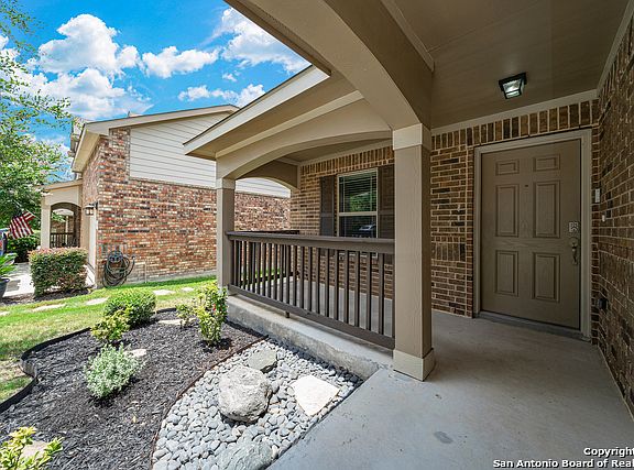 4th image of 564 Saddlehorn Way