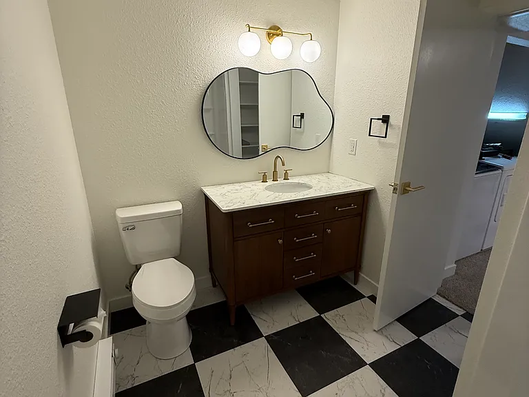 1012 Driftwood Dr — Photo 11