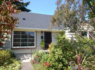 3833 54th Ave SW, Seattle, WA 98116