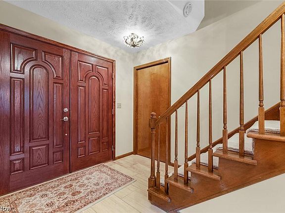 4th image of 4920 Lindsey Ln