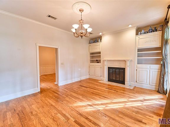 4th image of 7940 Wrenwood Blvd APT C