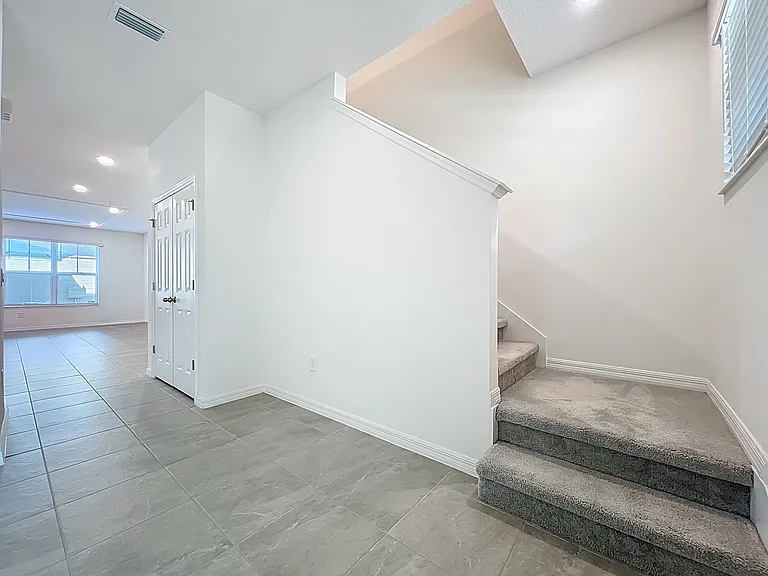 7025 Twilight Bay Dr — Photo 13
