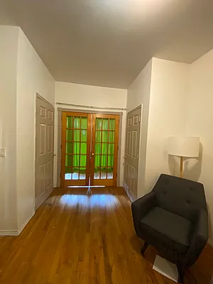 Rented by Oxford Property Group | media 52