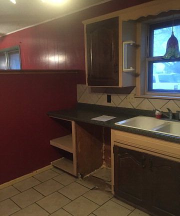 2nd image of 2904 El Paso Ave