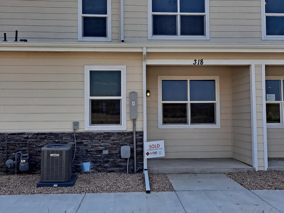 318 S 4th Ct #318