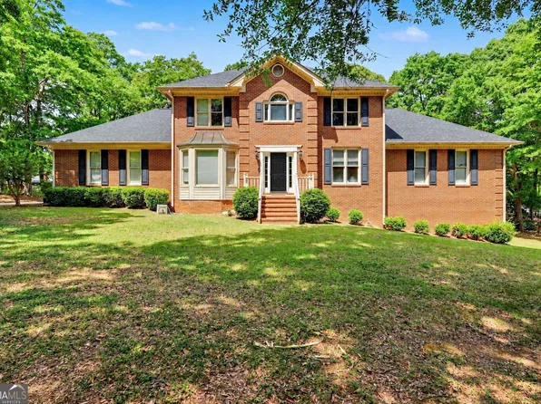107 Big Oak Dr, Barnesville, GA 30204