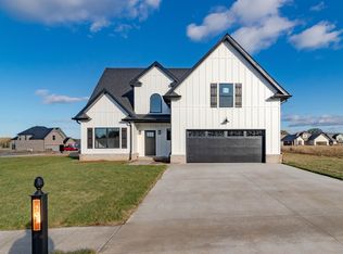 99 Hereford Farms, Clarksville, TN 37043