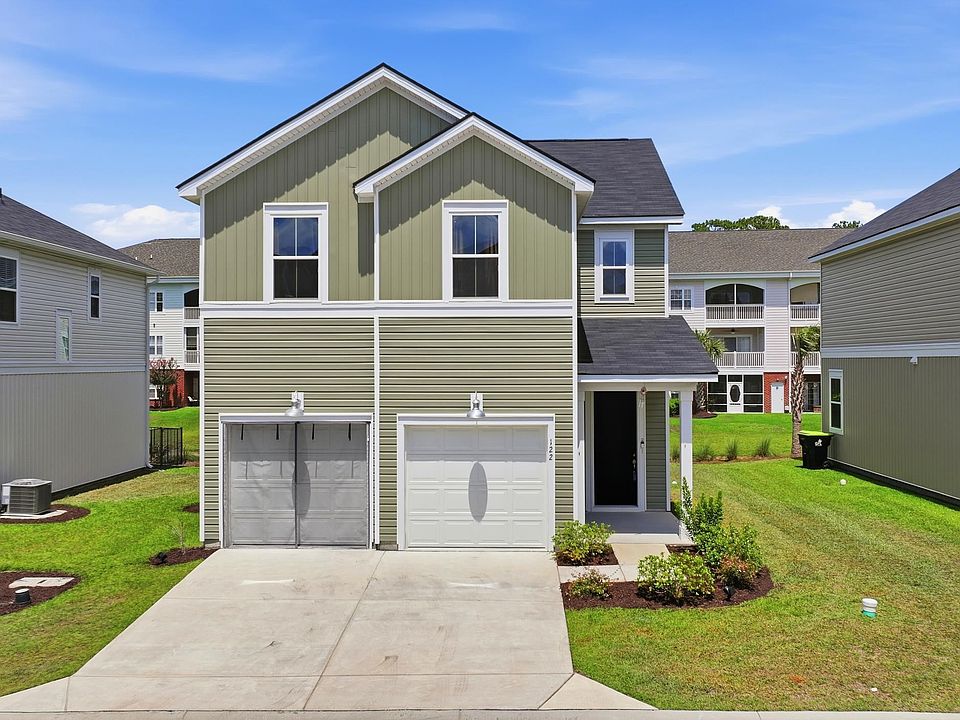 1st image of 122 Cypress Hollow Dr.