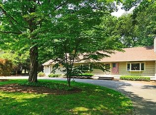 383 Durie Ave, Closter, NJ 07624
