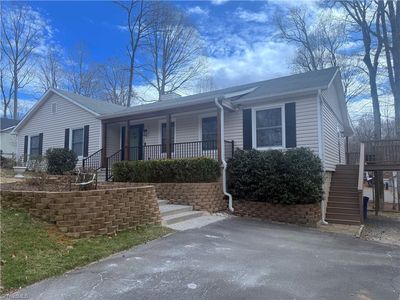 2815 Caraway Ln, Winston Salem, NC, 27103