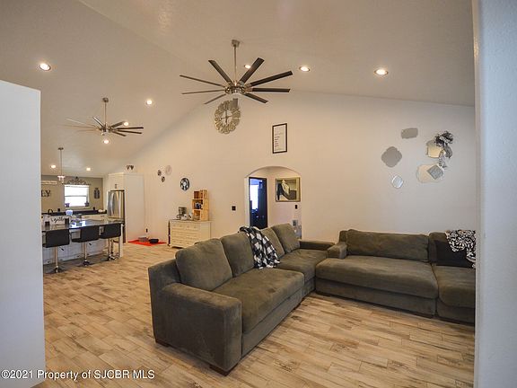4th image of 1451 W Blanco Blvd