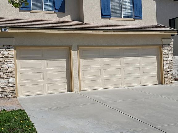 2nd image of 3045 Rocky Ln