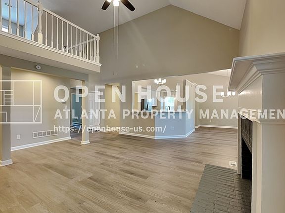 3rd image of 6778 Oakhurst Ct