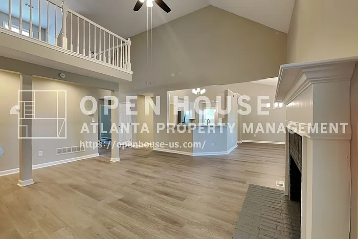 6778 Oakhurst Ct — Photo 3
