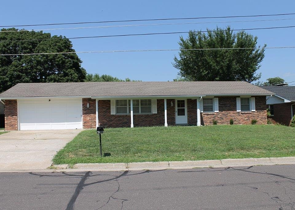 1st image of 1113 Eastview Ct