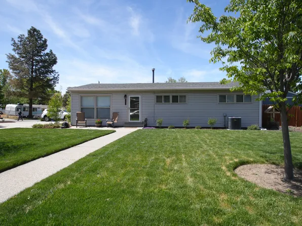 1863 E Village Green Rd, Cottonwood Heights, UT 84121