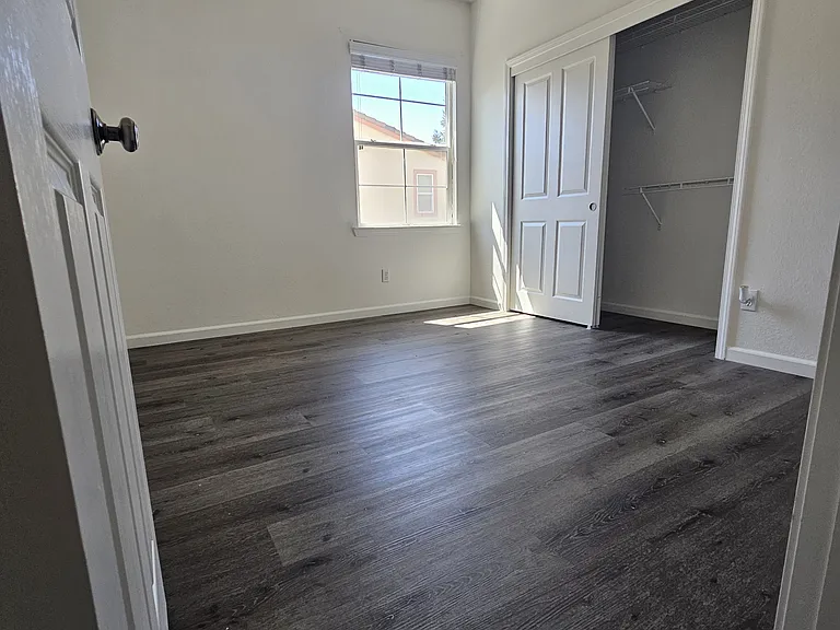 623 W Las Brisas Dr — Photo 28