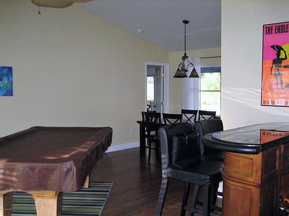 4th image of 1185 Sunnybrook Ln