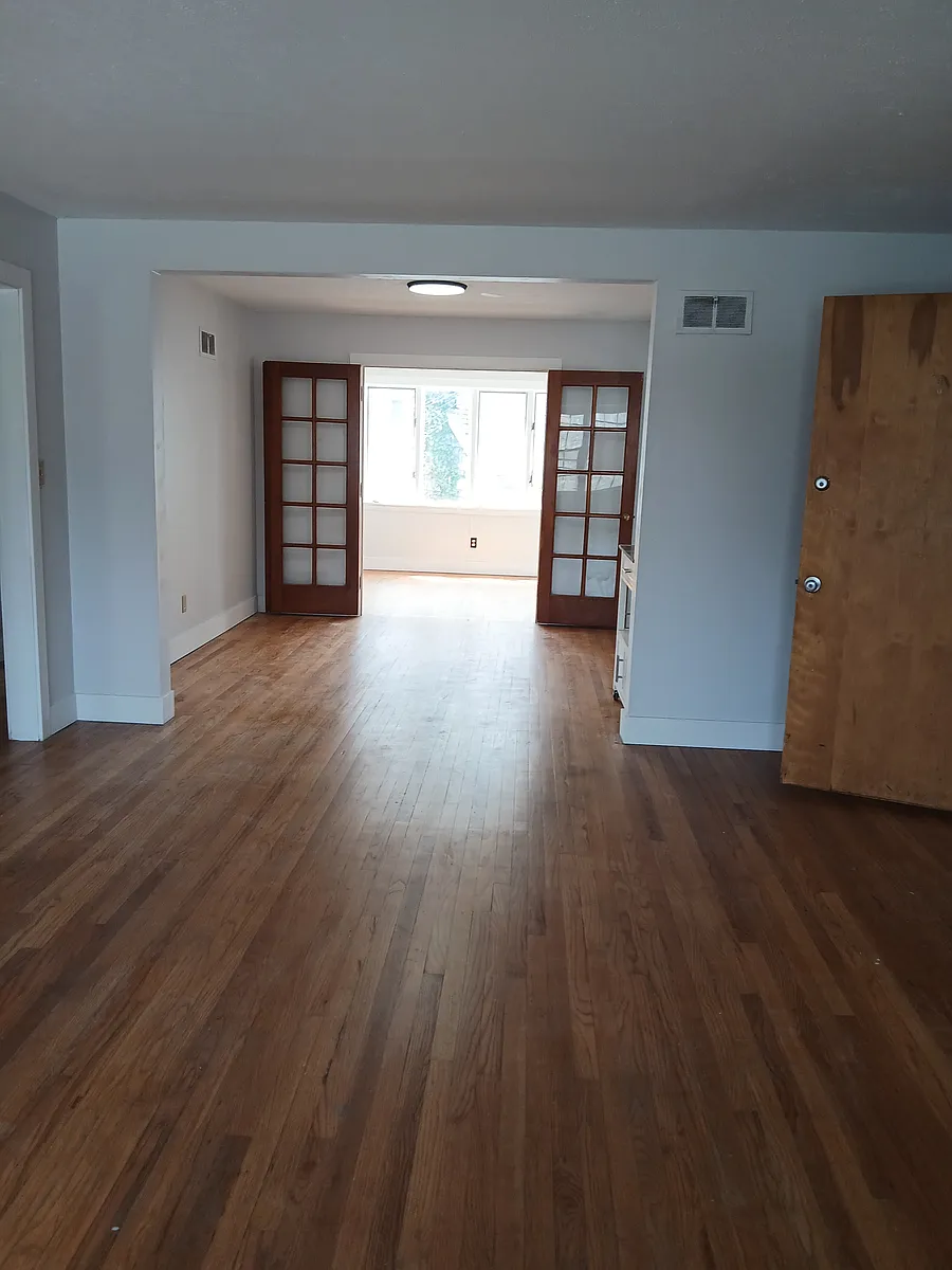 Building Photo - 3740 Washington Blvd #2