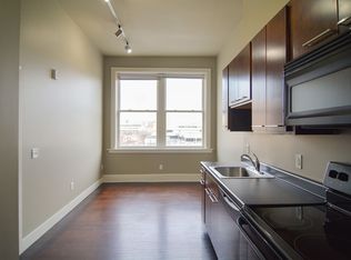 306 S 24th St #204, Omaha, NE 68131