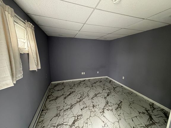 4th image of 40 Church St #7
