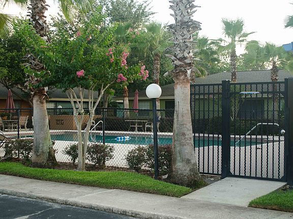 5th image of 4808 Tangerine Ave
