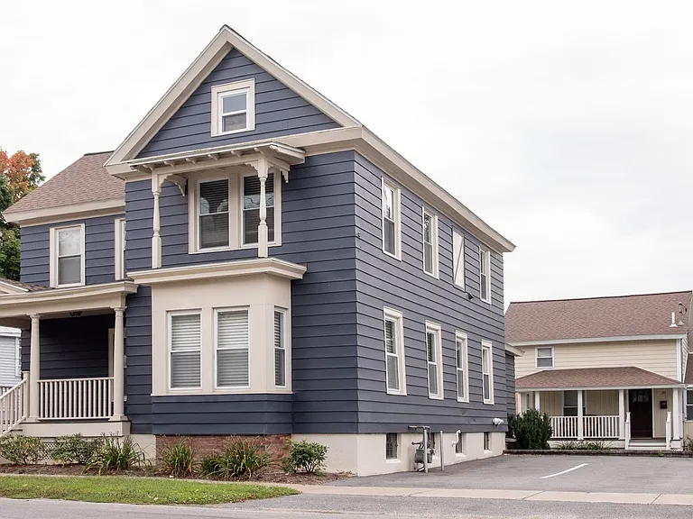 20-22 Lincoln Ave — Photo 4