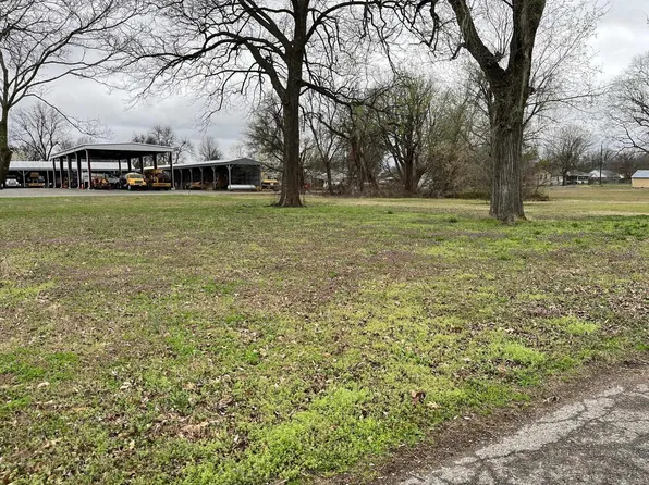 Lake St, Ridgely, TN 38080