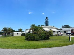 7837 SE Swan Ave, Hobe Sound, FL 33455