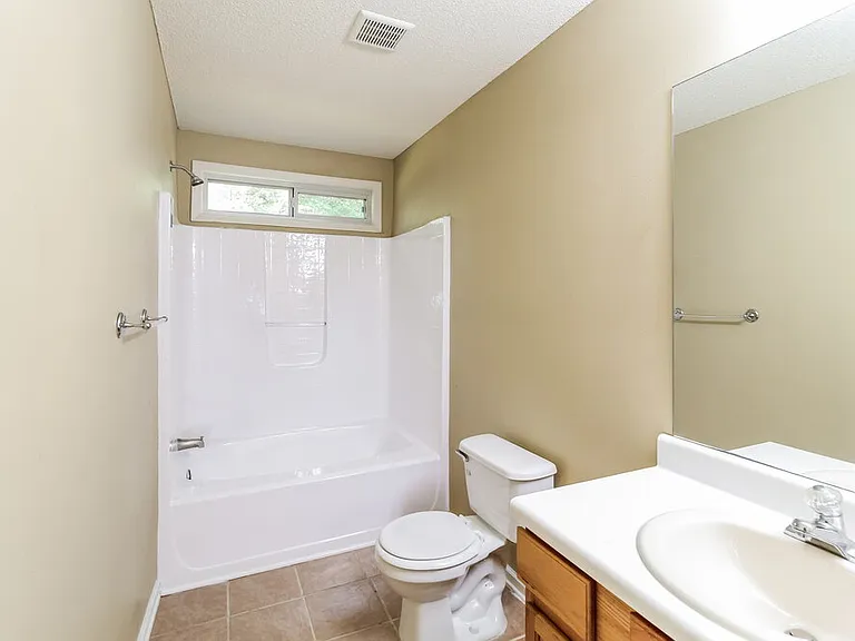 6581 Lake Mill Trce — Photo 12